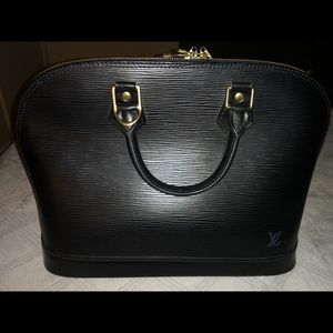 Louis Vuitton Black EPI Alma PM